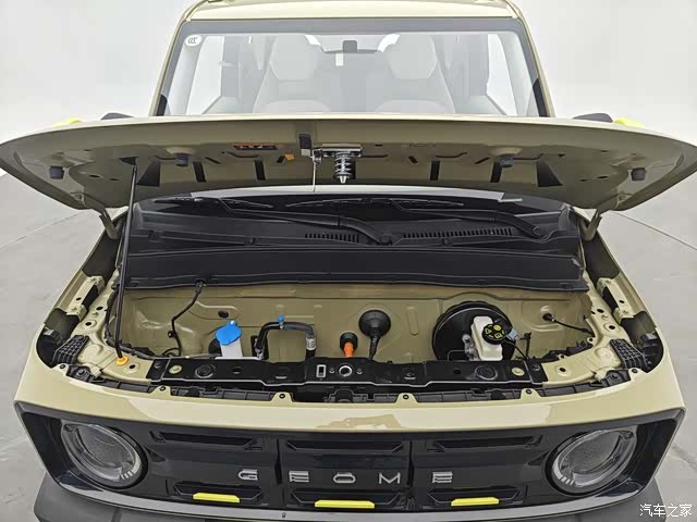 Geely Panda, 2025 13