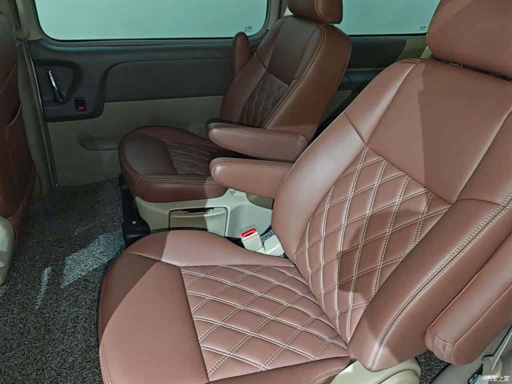 Buick GL8, 2017 17