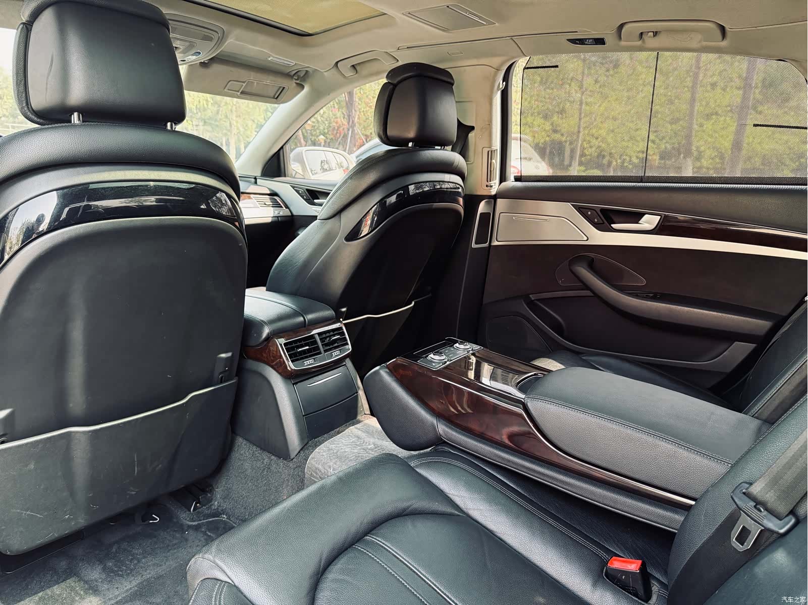 Audi A8L, 2015 38