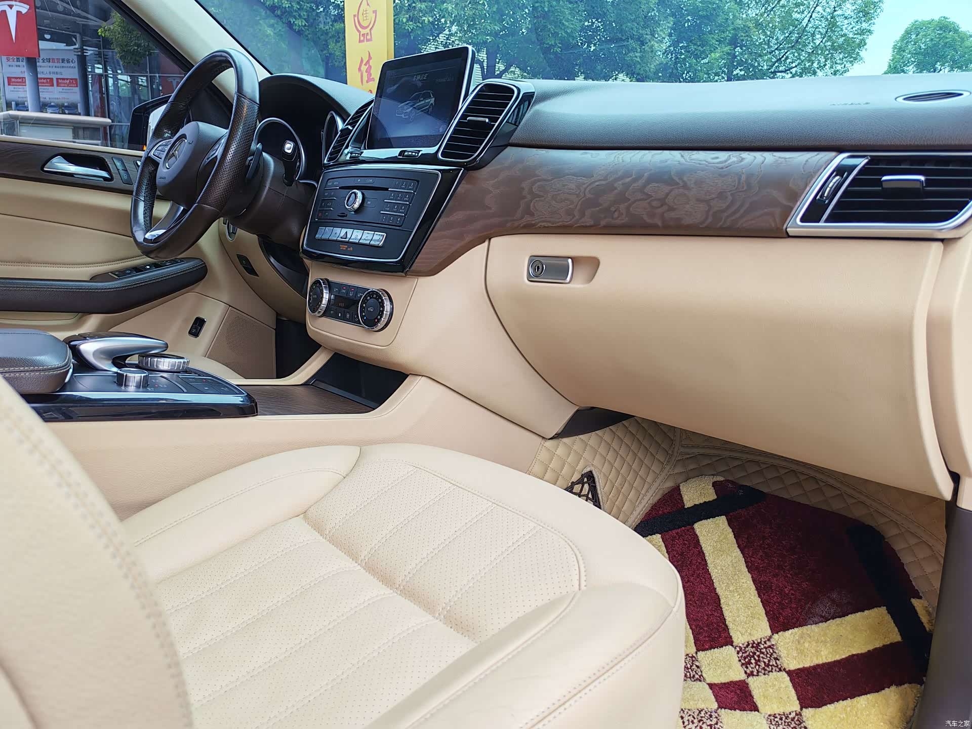 Mercedes-Benz GLE, 2016 33