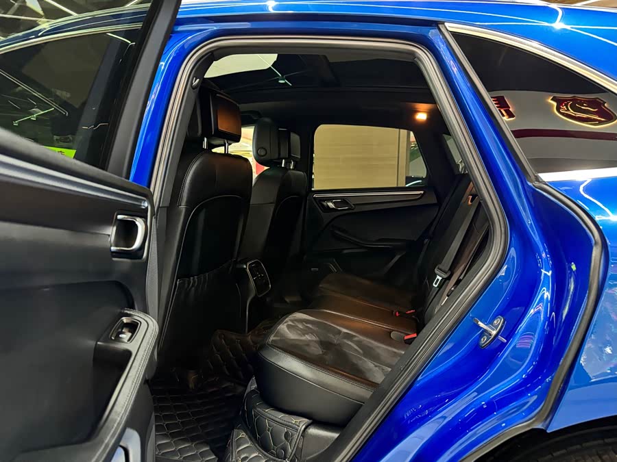 Porsche Macan 2016, фото 11