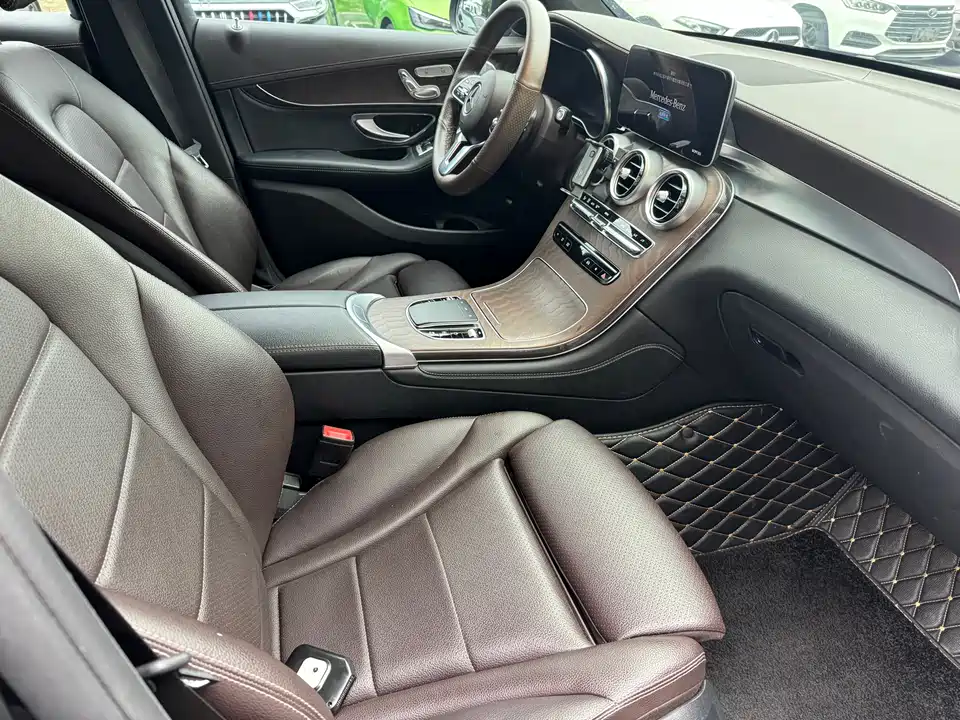 Mercedes-Benz GLC Mercedes-Benz GLC