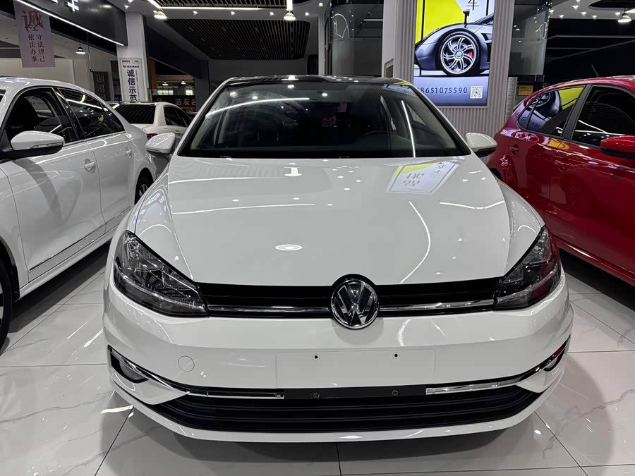 Volkswagen Golf 2018, фото 2
