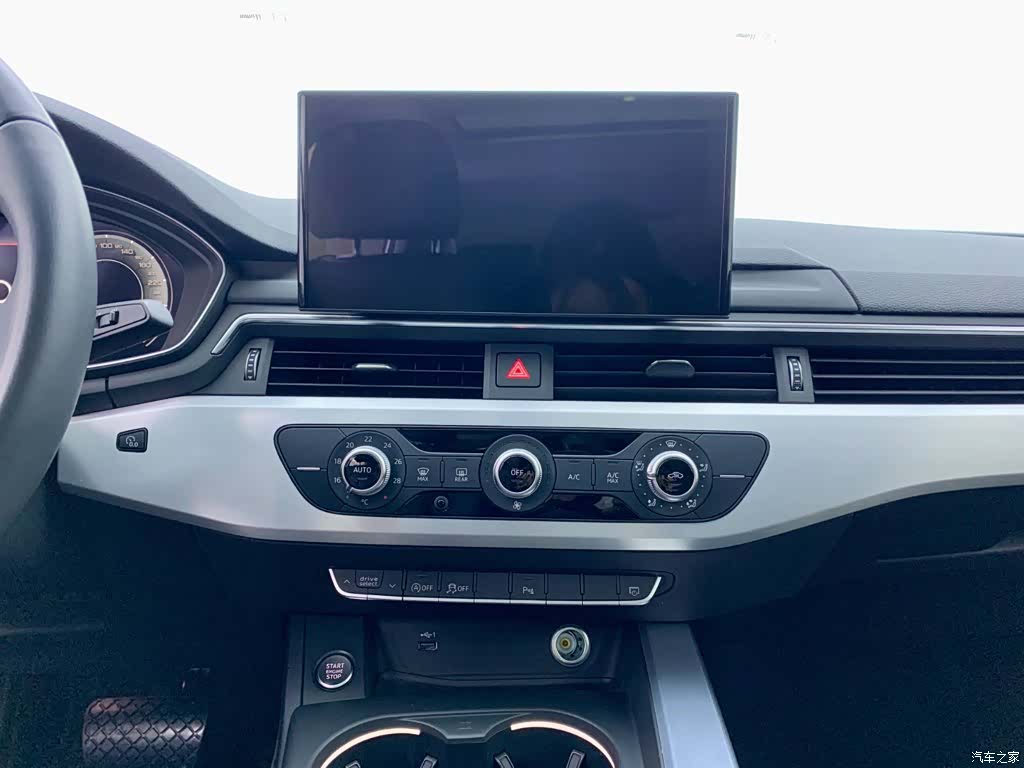 Audi A4L, 2023 21