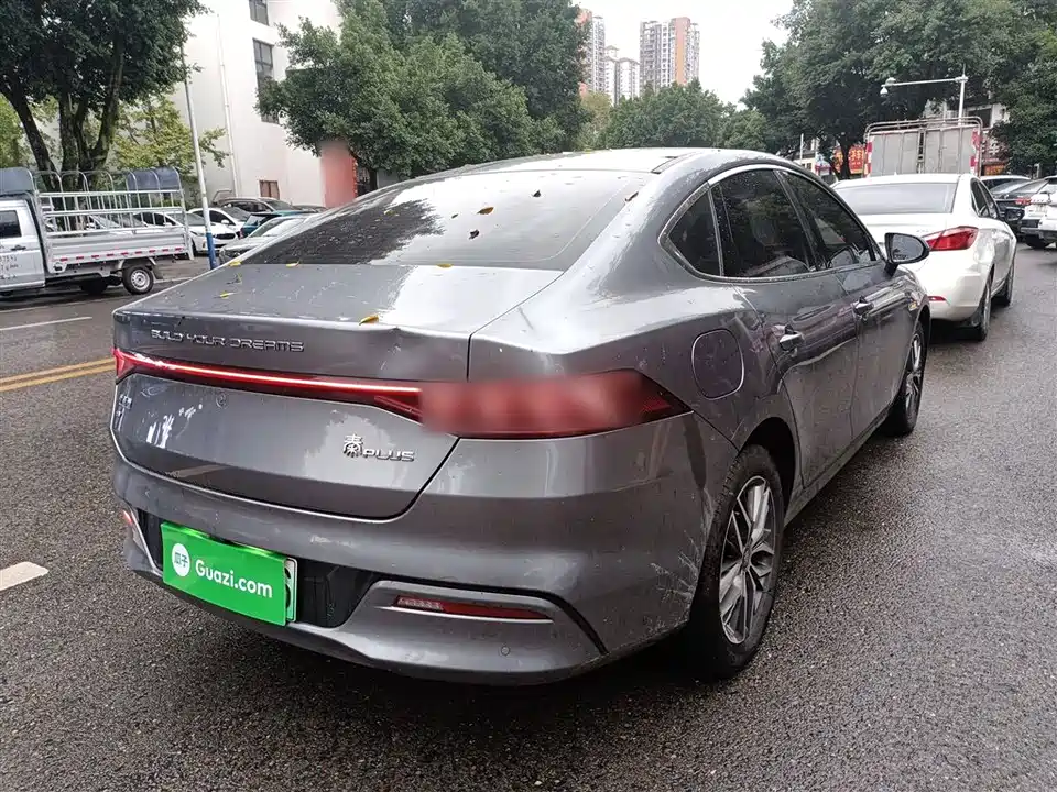 BYD Qin Yuan BYD Qin Yuan