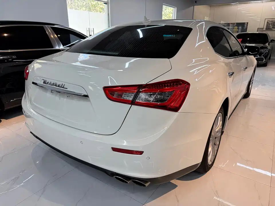 Maserati Ghibli