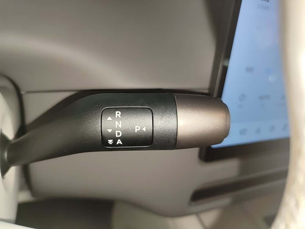 Li Auto i8, 2025 14
