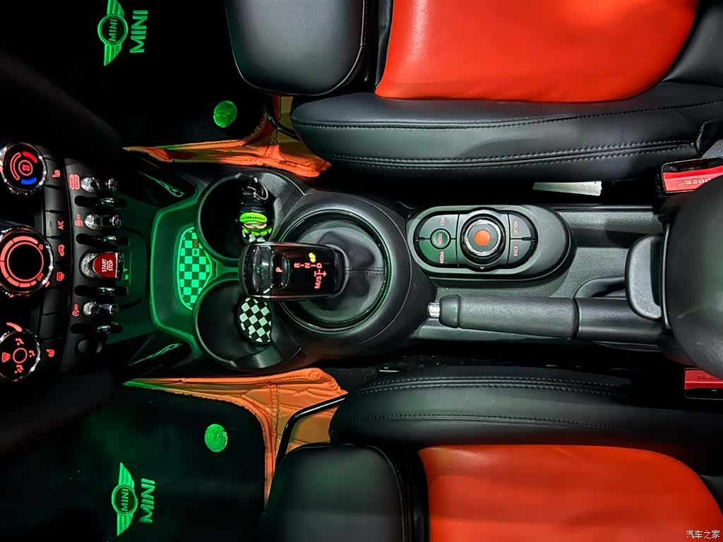Mini Cooper, 2019 13