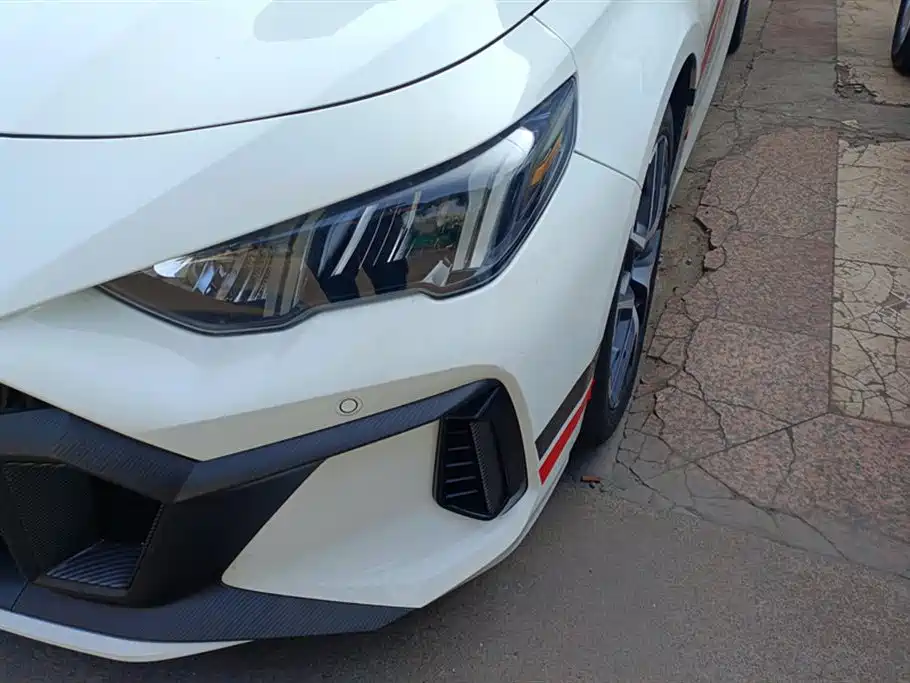 Trumpchi Shadow Leopard