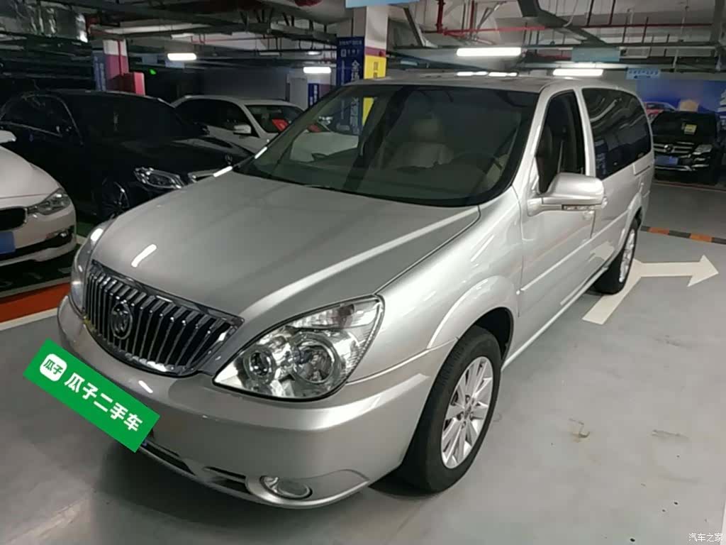Buick GL8, 2016 1