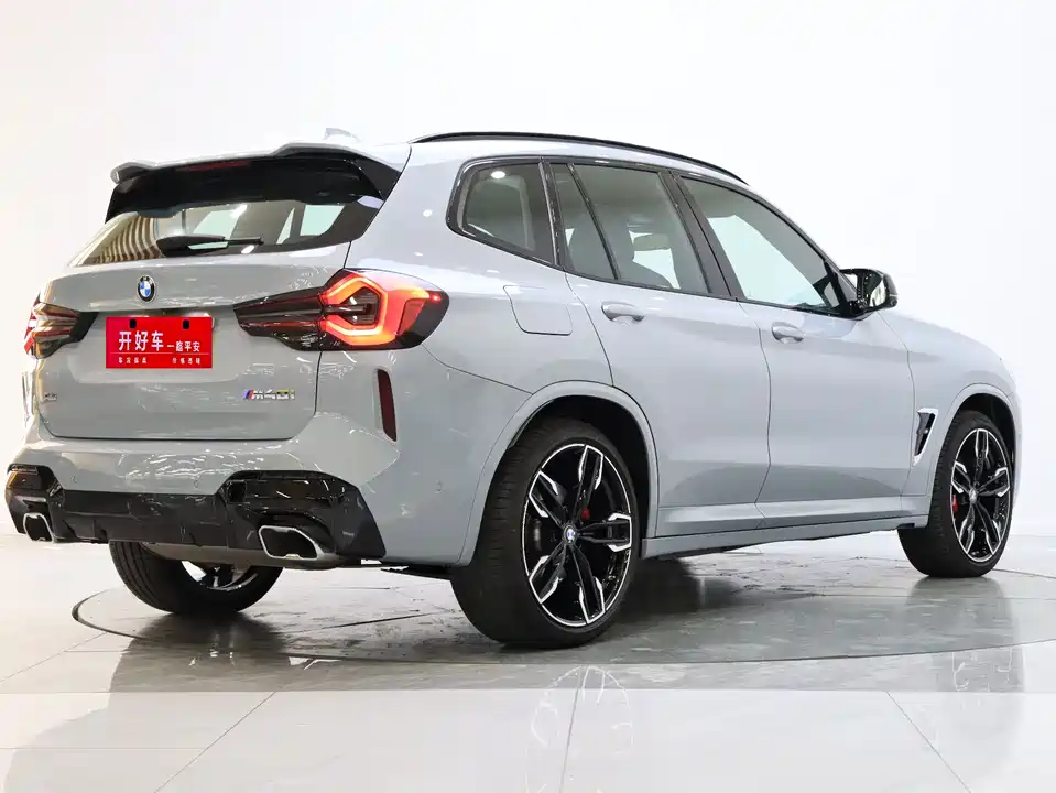 BMW X3 M40i