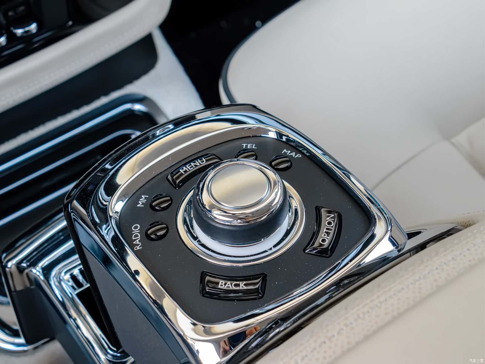 Rolls-Royce Phantom, 2013 19