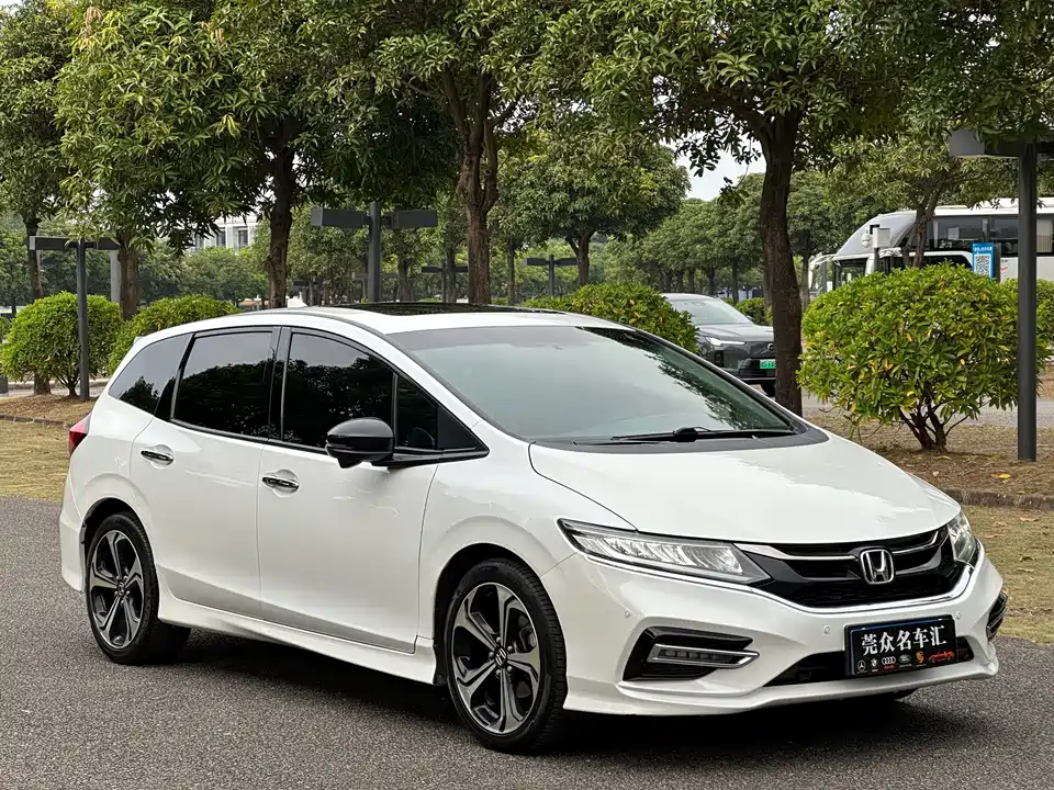 Honda Jade