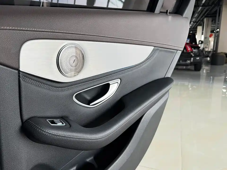 Mercedes-Benz GLC Mercedes-Benz GLC