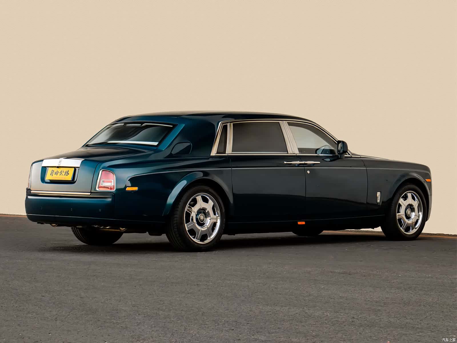 Rolls-Royce Phantom, 2013 25