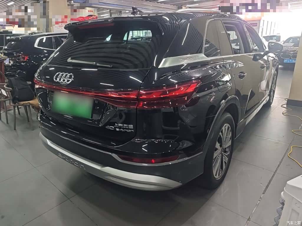 Audi Q5 e-tron, 2023 7