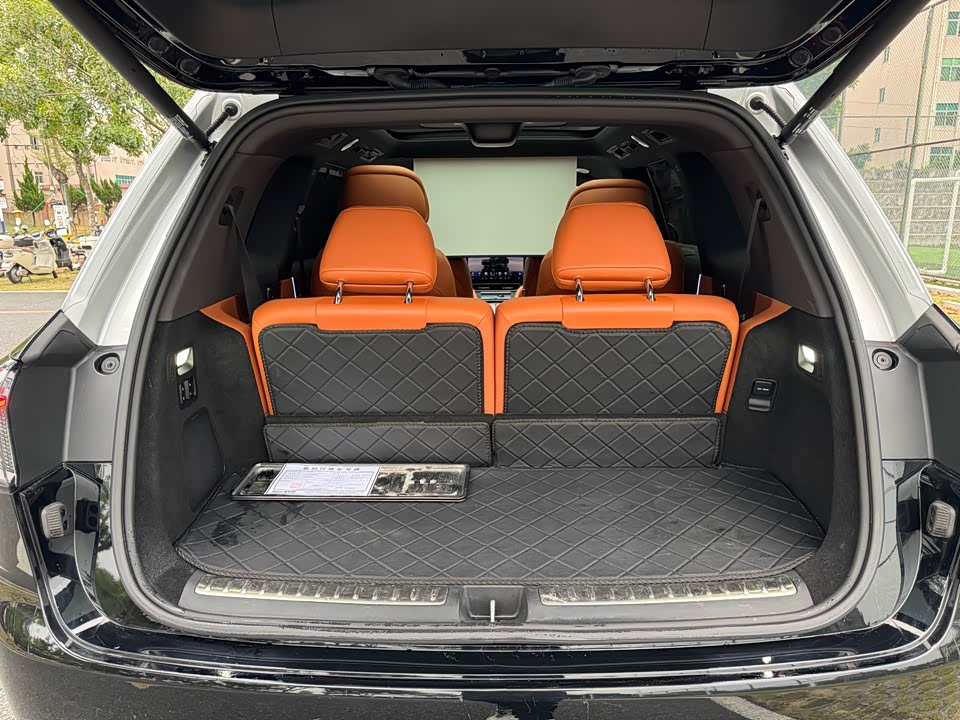 AITO Ask the world M9