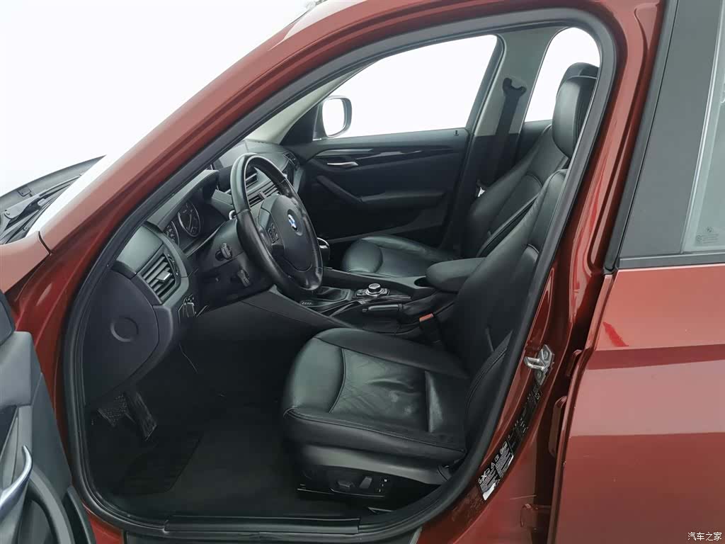 BMW X1, 2011 10