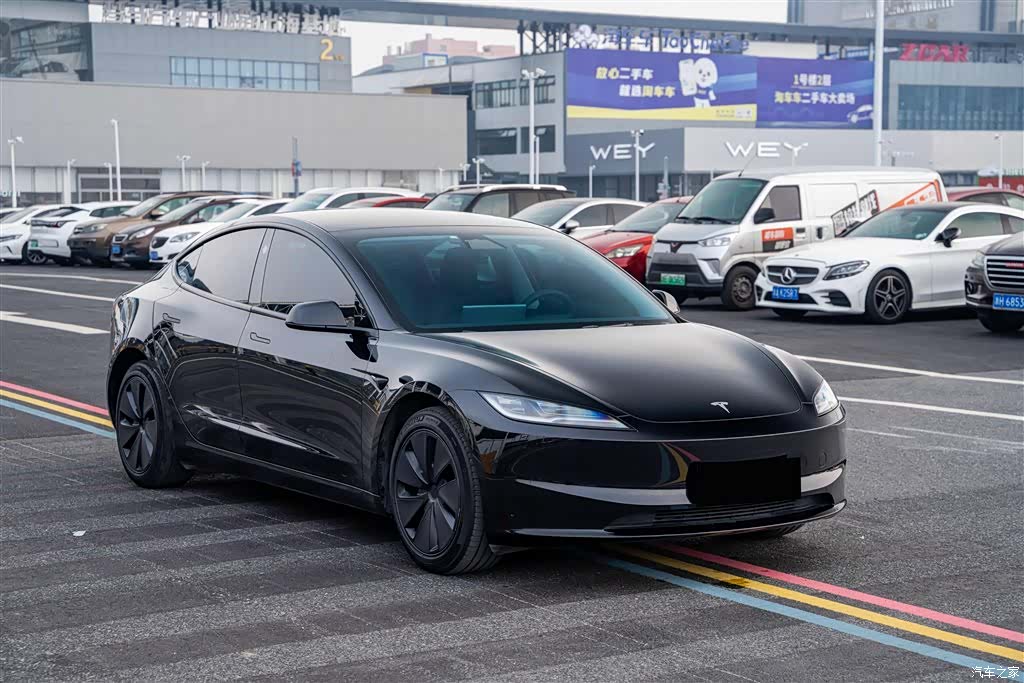 Tesla Model 3, 2023 3