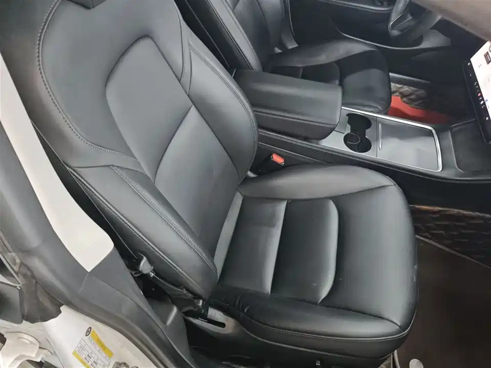 Tesla Model 3 Tesla Model 3