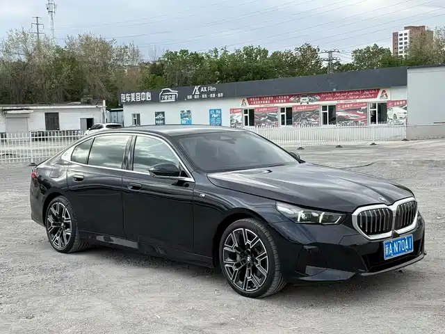 BMW 5 Series 2025 — купить из Китая под заказ
