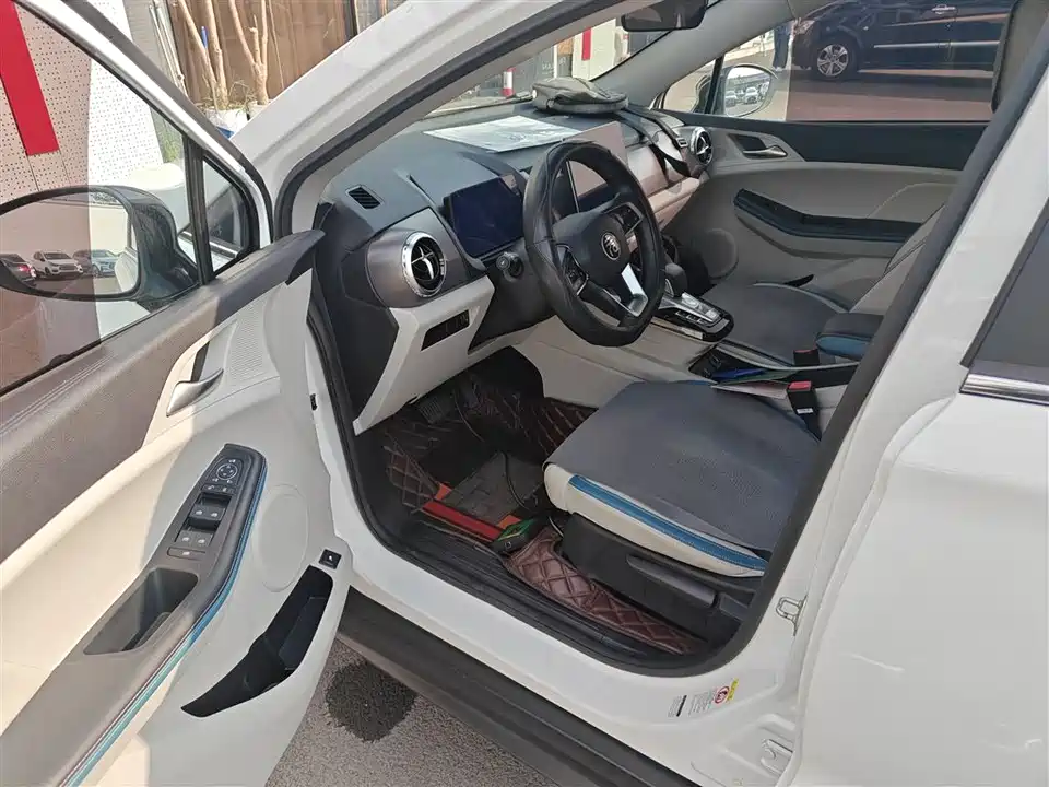 BYD Yuan Pro BYD Yuan Pro