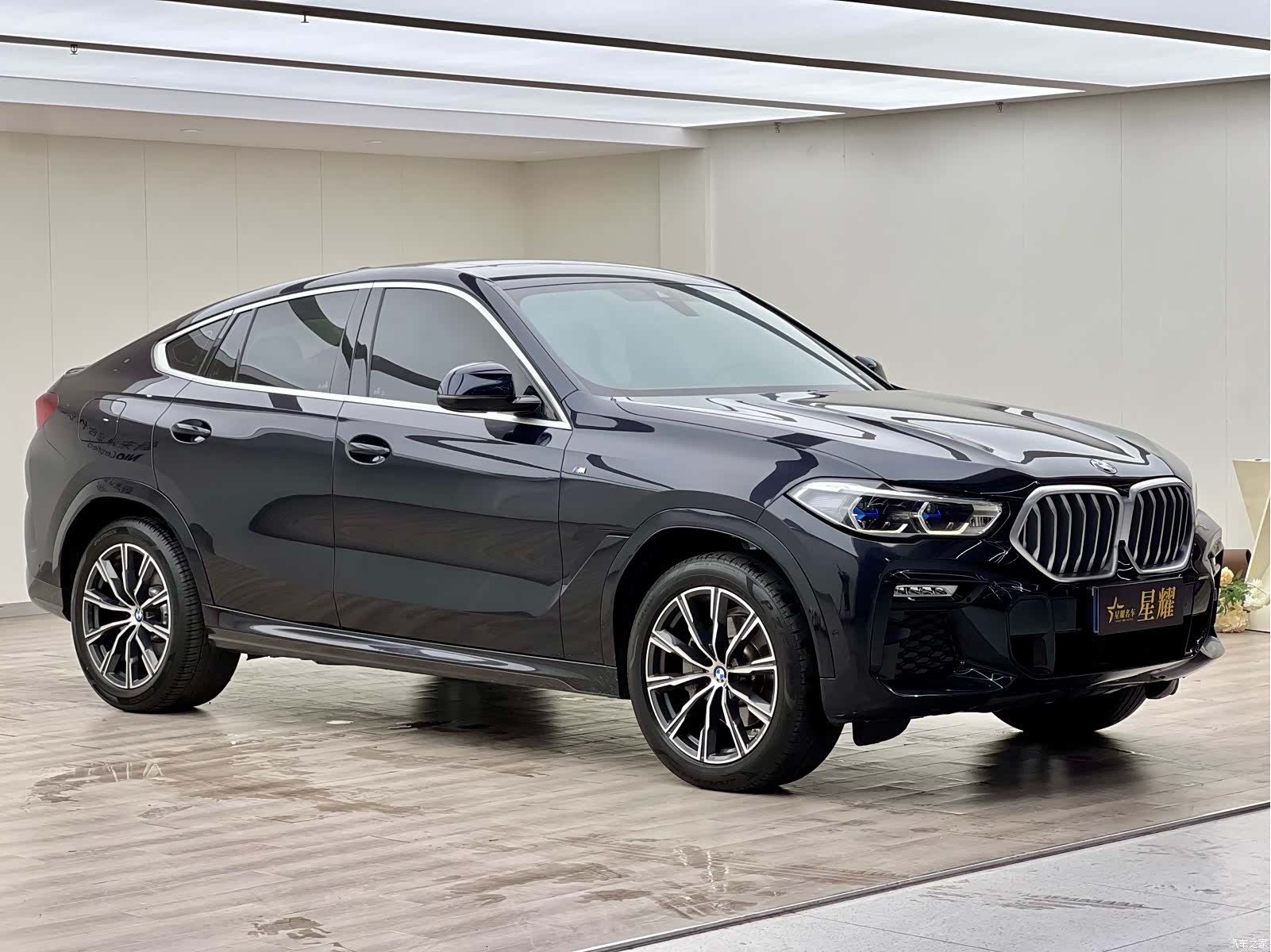 BMW X6, 2021 3