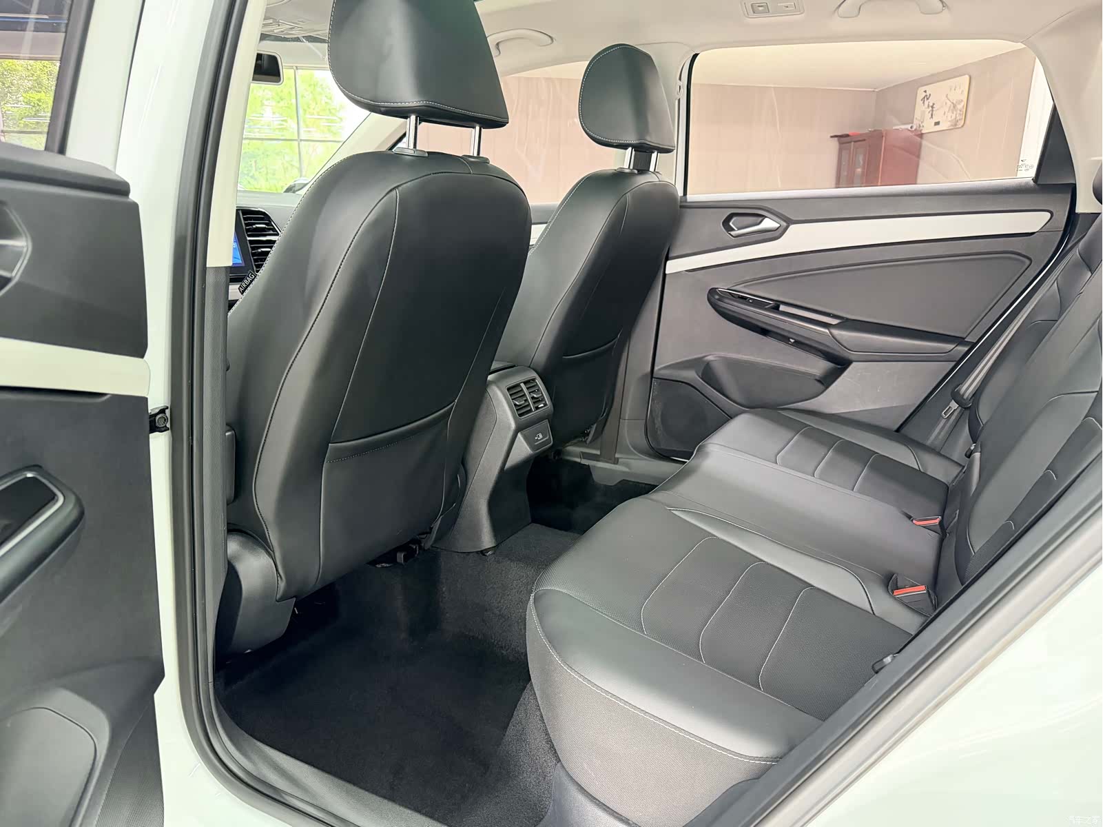 Volkswagen VS7, 2023 15