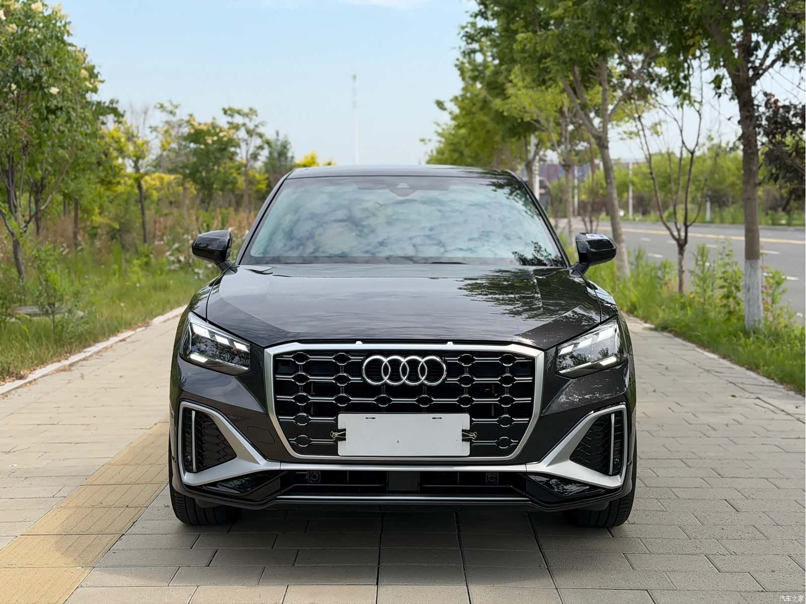 Audi Q2L, 2022 2