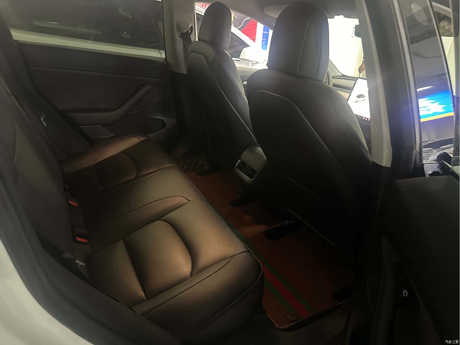 Tesla Model 3, 2021 7