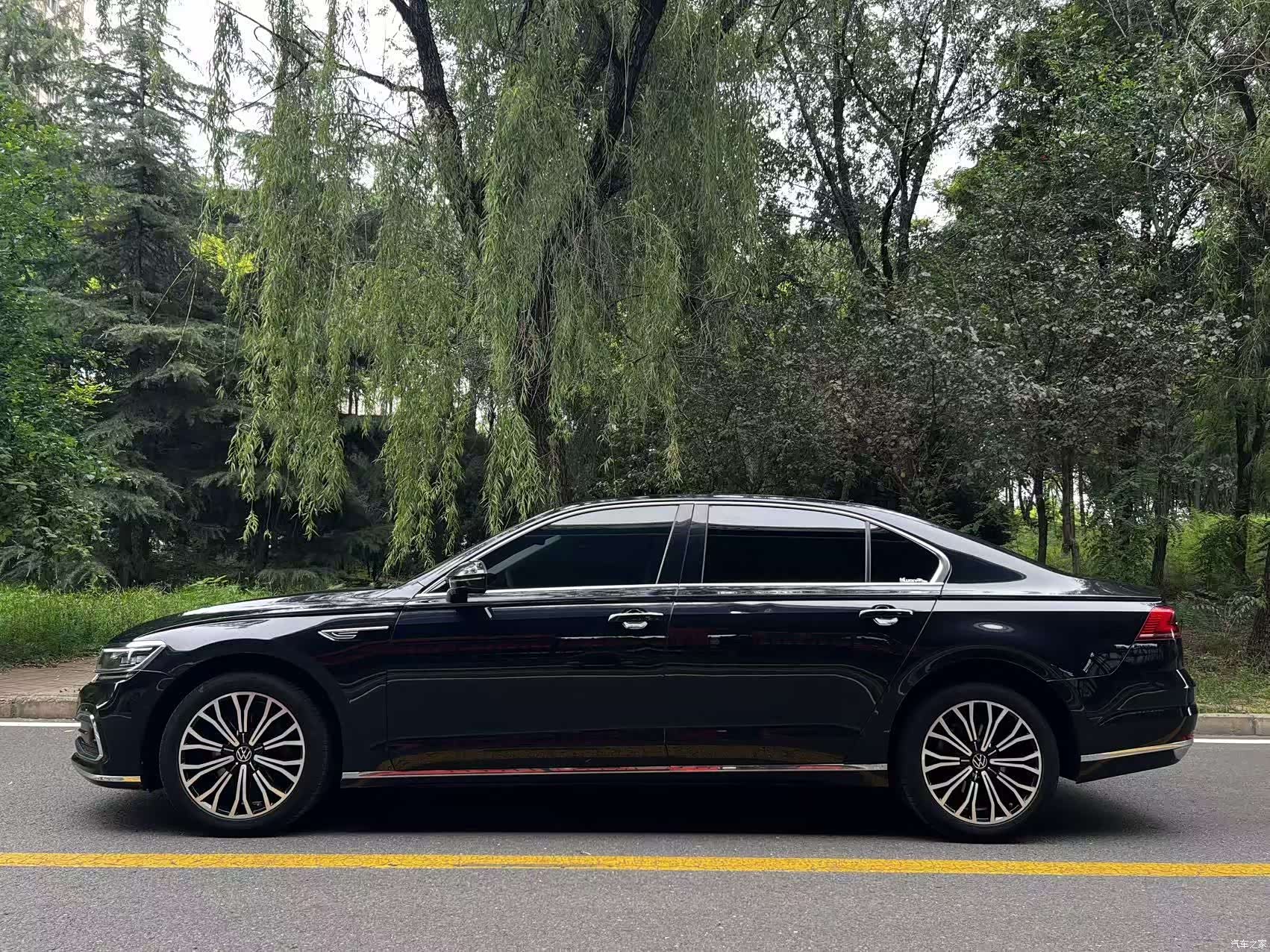 Volkswagen Phideon, 2022 4