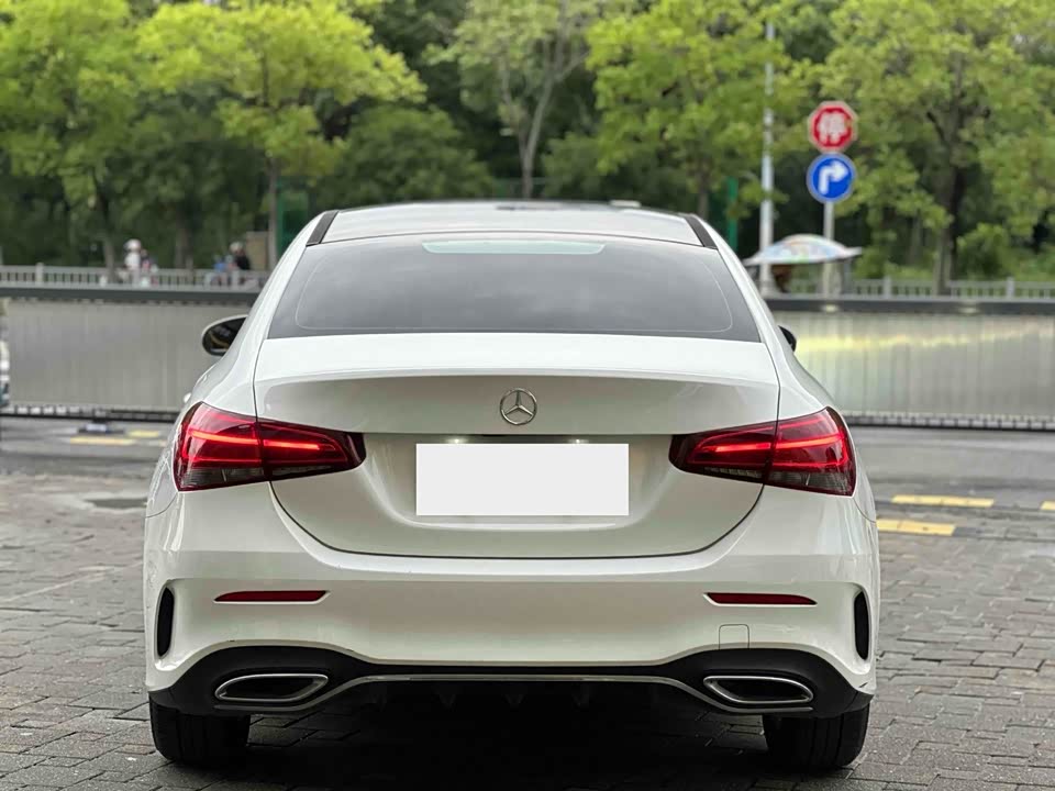 Mercedes-Benz Class A Mercedes-Benz Class A