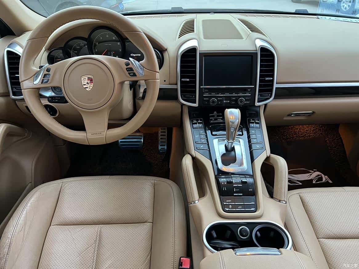 Porsche Cayenne, 2012 4