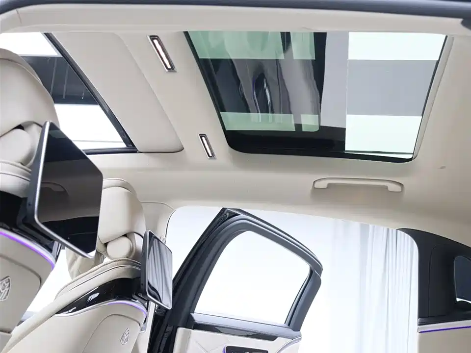 Mercedes-Benz Maybach S-class