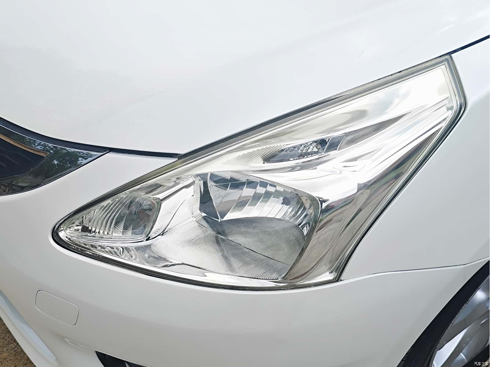 Nissan Tiida, 2012 14