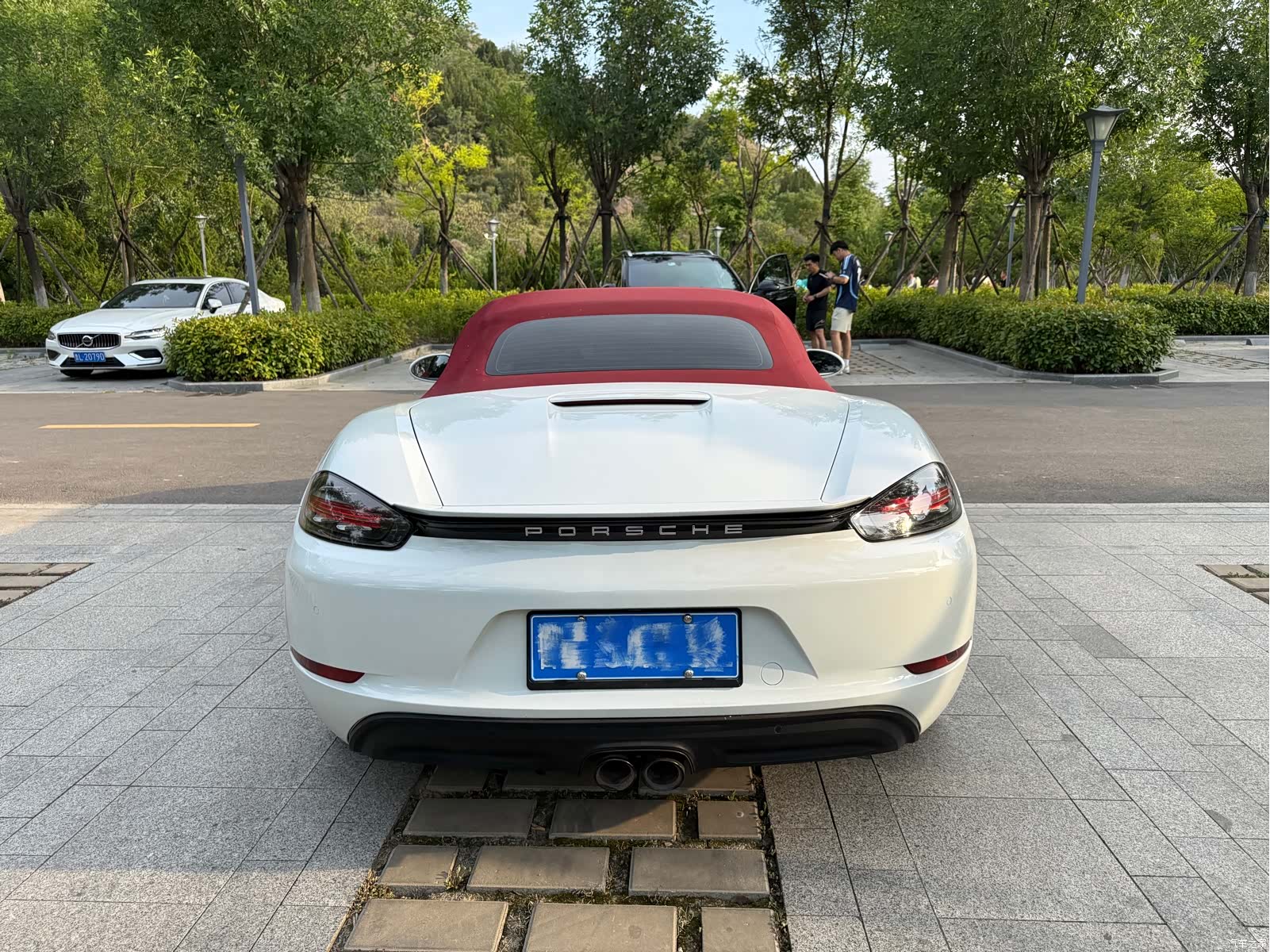Porsche Boxster, 2020 все фото