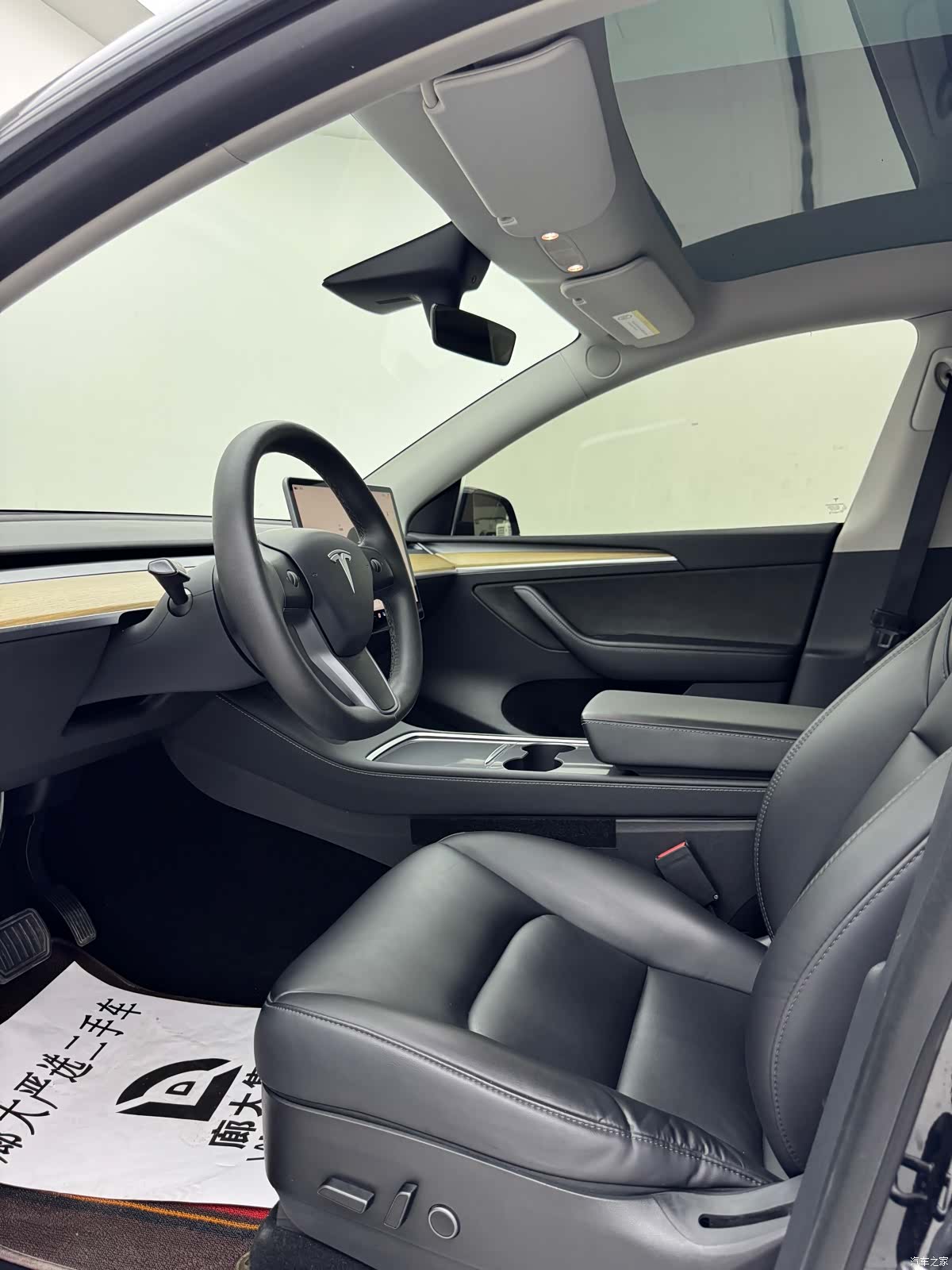 Tesla Model Y, 2022 9
