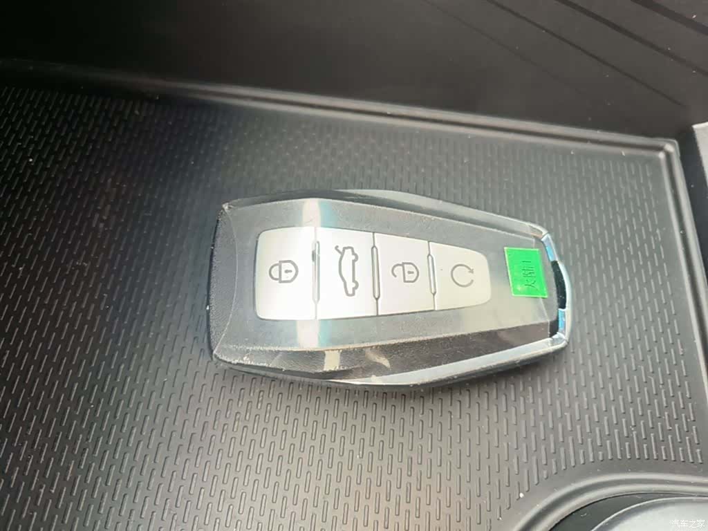 Geely Binray, 2026 9