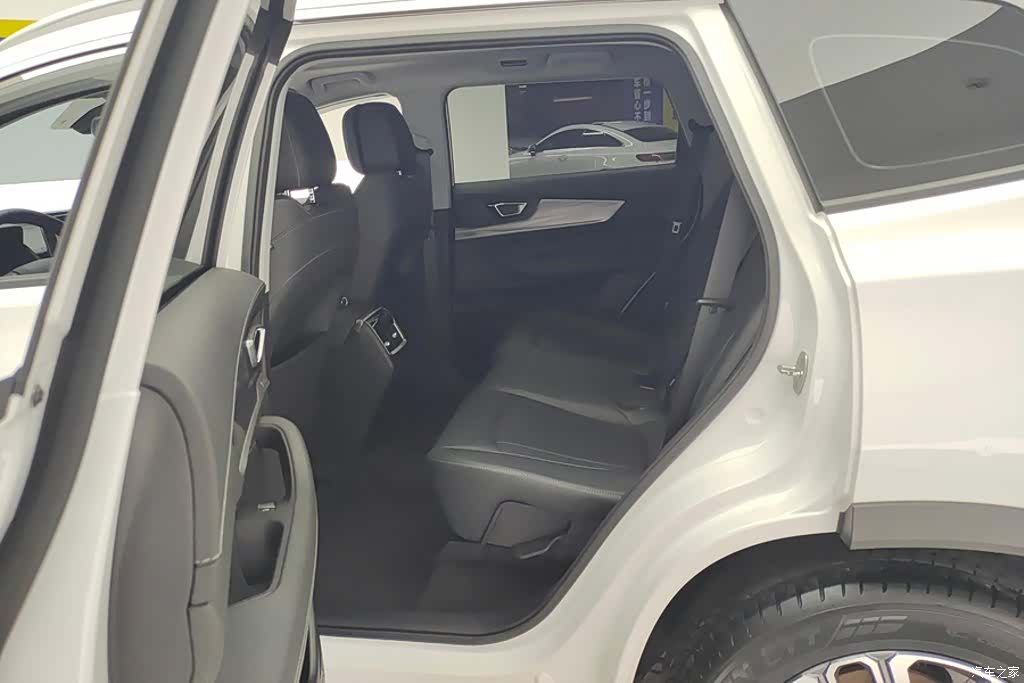 Chery Tiggo 8, 2022 11
