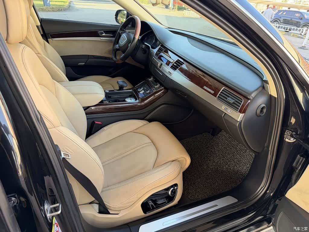 Audi A8L, 2013 6