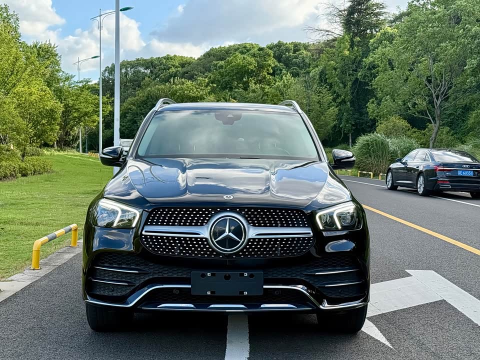 Mercedes-Benz GLE Mercedes-Benz GLE