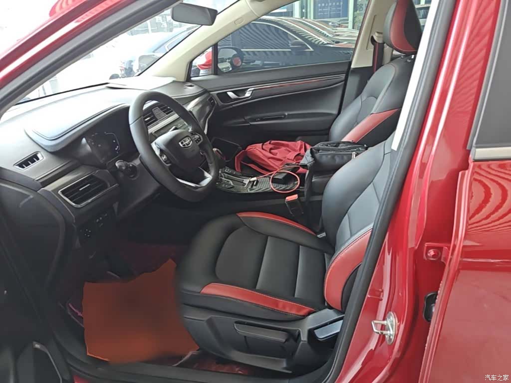 Geely Emgrand, 2020 15