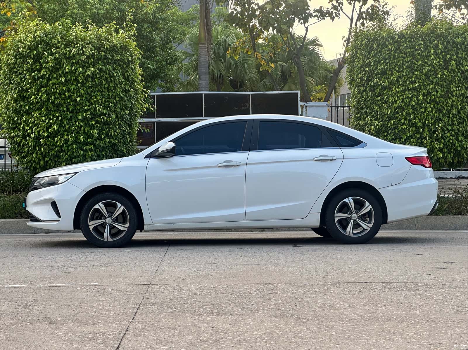 Geely Emgrand, 2018 7