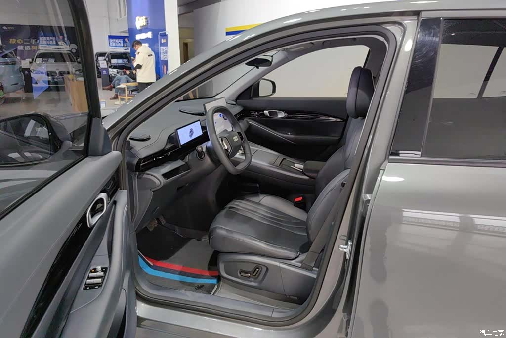 Geely Galaxy E5, 2025 9