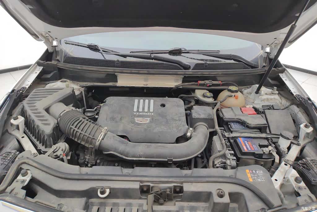 Cadillac XT5, 2023 10