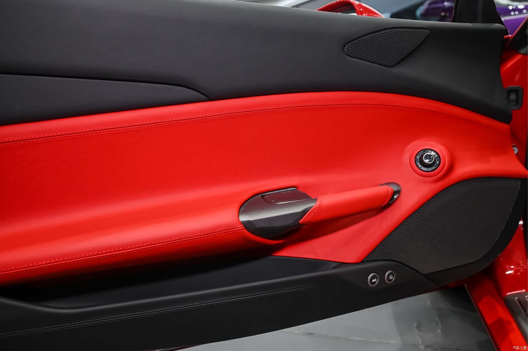 Ferrari 488, 2016 12