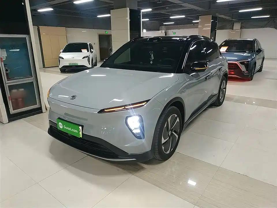 NIO ES6