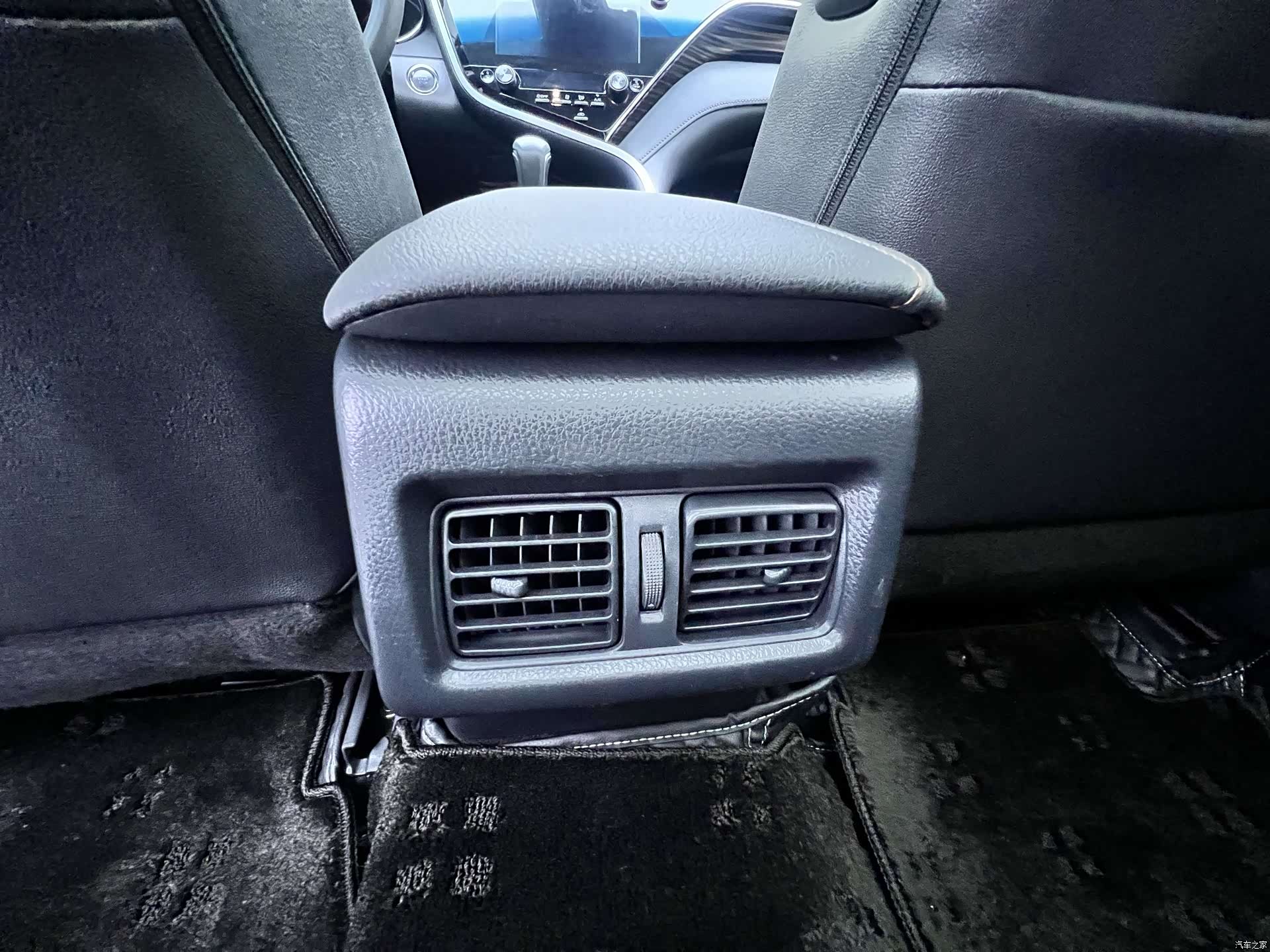 Toyota Camry, 2021 24