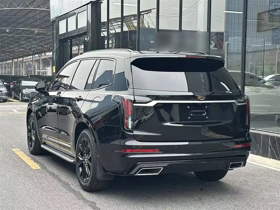 Cadillac XT6