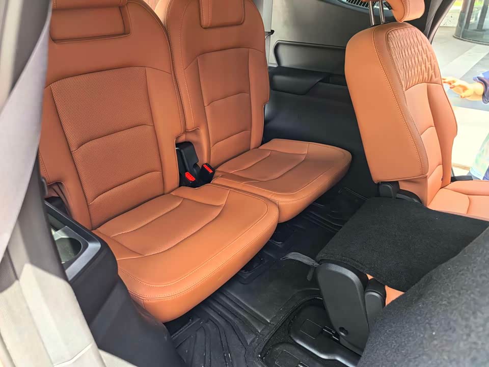 Geely Okavango L Geely Okavango L